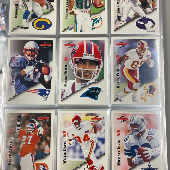 1995 Score NFL Football Trading Cards In binder - Picture 3 of 8